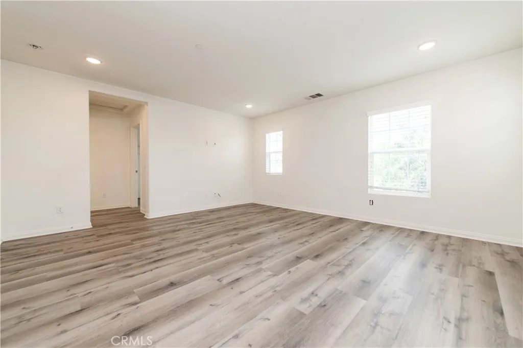 5961 Silveira Street, Eastvale, California 92880 home-pic-21